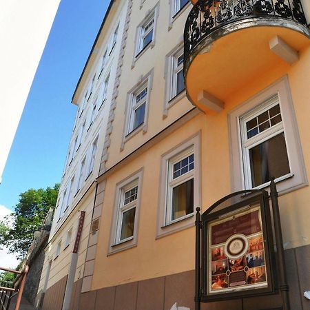 Апартаменти Festival Карлові Вари Екстер'єр фото
